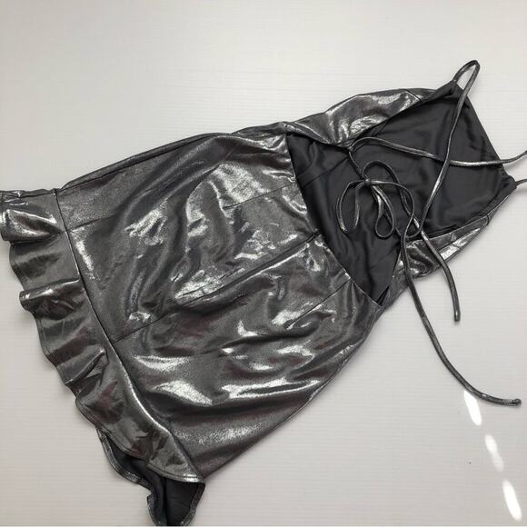 🆕 About Us silver Darlah dress NWT cross cross tie back low back ruffle hem - Picture 13 of 13